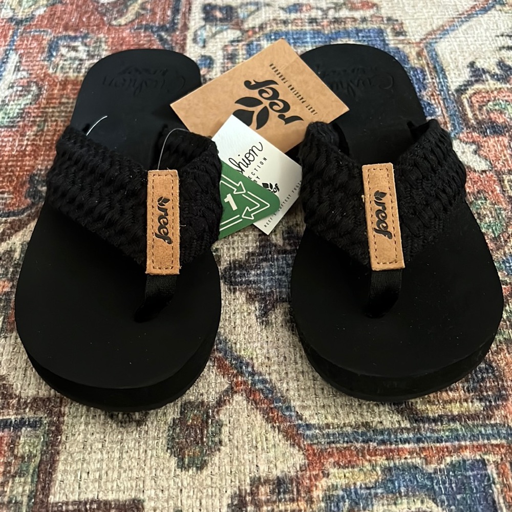 BNWT Reef Cushion Collection